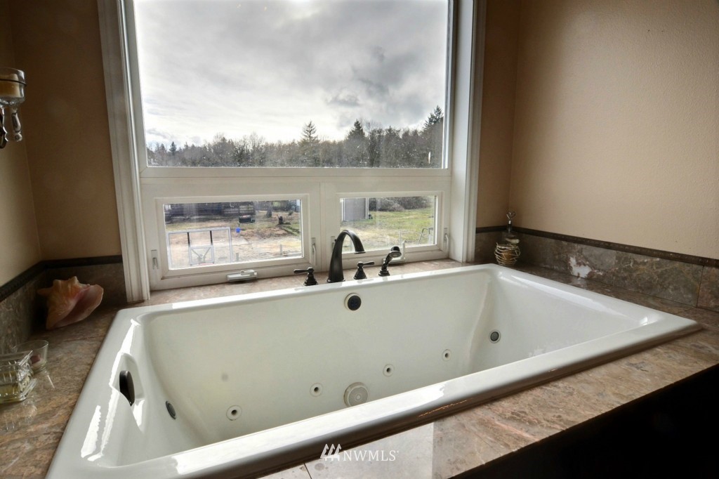 1550 Southeast Spruce Road Burley, WA 98367 - Photo 12 of 25 Gallery Image 12