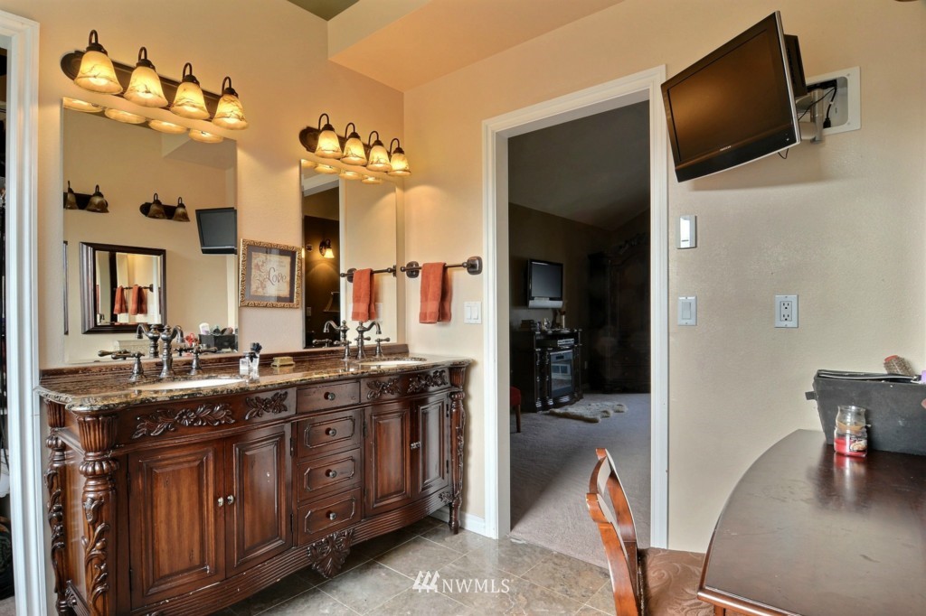 1550 Southeast Spruce Road Burley, WA 98367 - Photo 13 of 25 Gallery Image 13