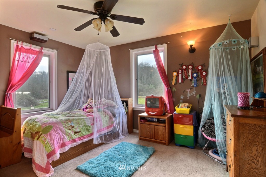 1550 Southeast Spruce Road Burley, WA 98367 - Photo 16 of 25 Gallery Image 16