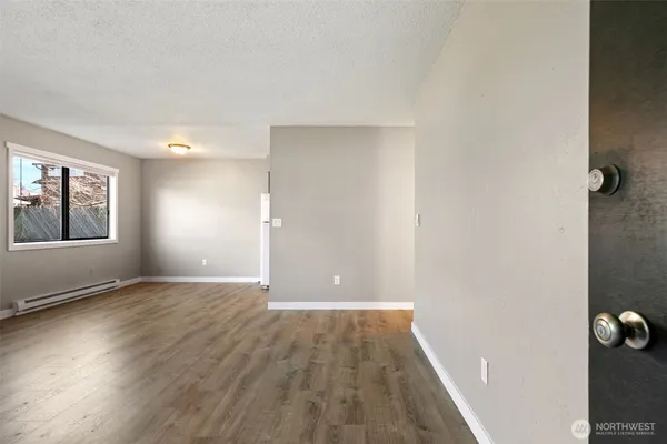 $1,800 | 2938 East Walnut Street, Unit 6, Port Angeles, WA 98362
