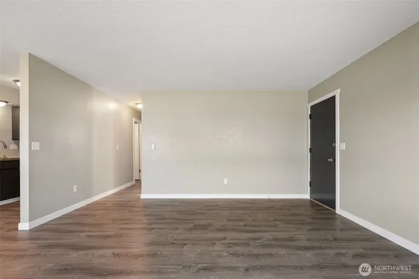 $1,800 | 2938 East Walnut Street, Unit 6, Port Angeles, WA 98362
