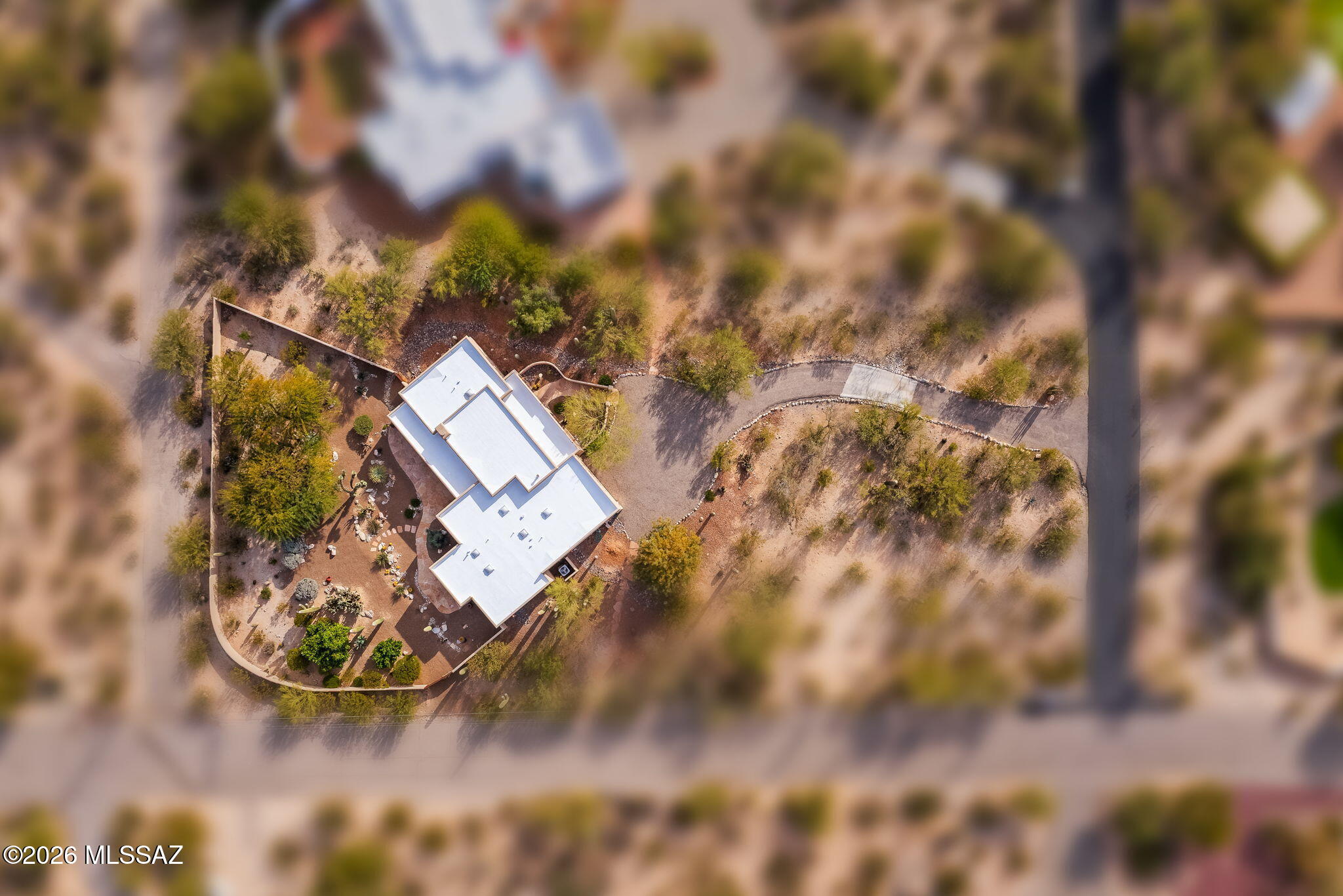 715 West Panorama Road Tucson, AZ 85704 - Photo 33 of 34 Privacy Abounds