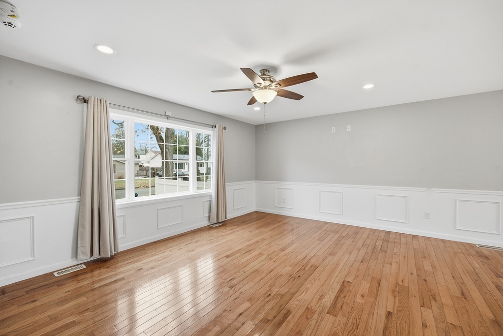 140 Temby Street Springfield, MA 01119 - Photo 11 of 34