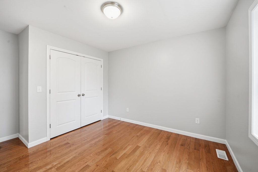 140 Temby Street Springfield, MA 01119 - Photo 19 of 34