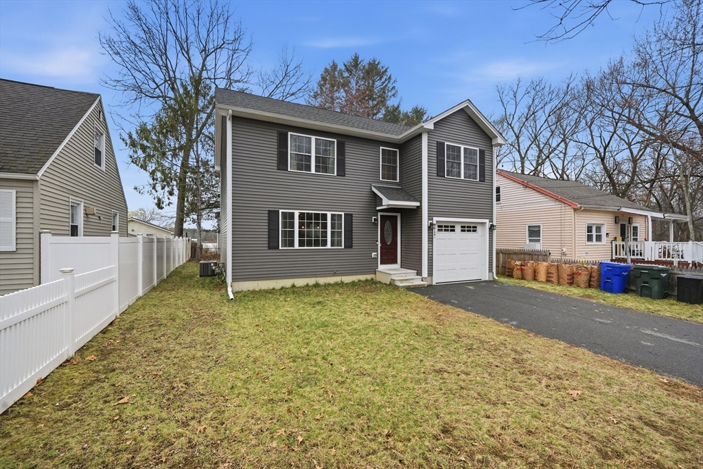 140 Temby Street Springfield, MA 01119 - Photo 3 of 34