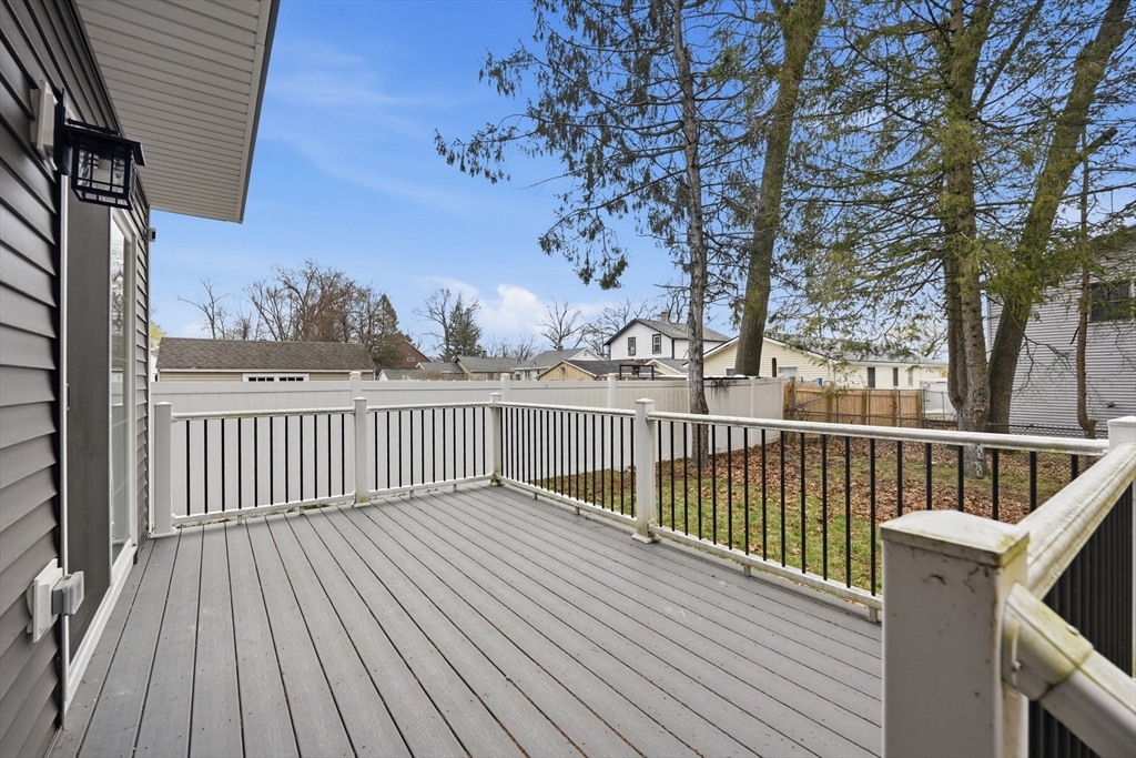 140 Temby Street Springfield, MA 01119 - Photo 31 of 34