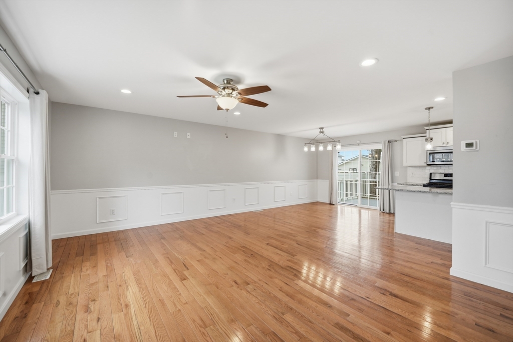 140 Temby Street Springfield, MA 01119 - Photo 8 of 34