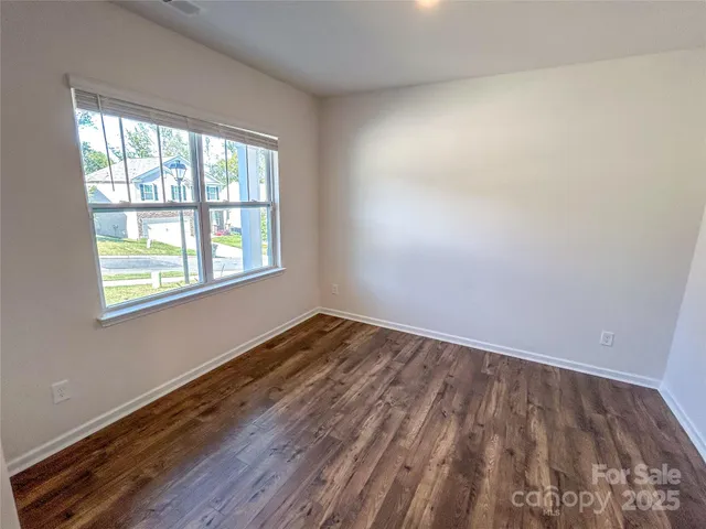 $338,900 | 4120 Village Boulevard Northwest, Conover, NC 28613