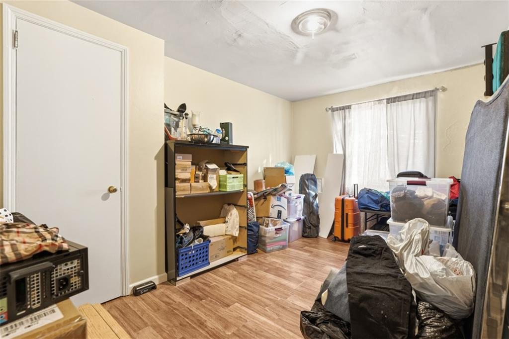 2402 Laketon Road Pittsburgh, PA 15221 - Photo 18 of 37 Gallery Image 18