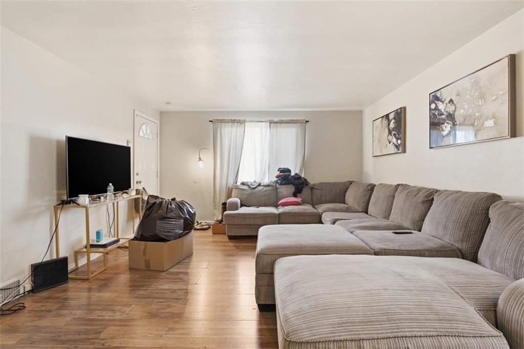 2402 Laketon Road Pittsburgh, PA 15221 - Photo 21 of 37 Gallery Image 21
