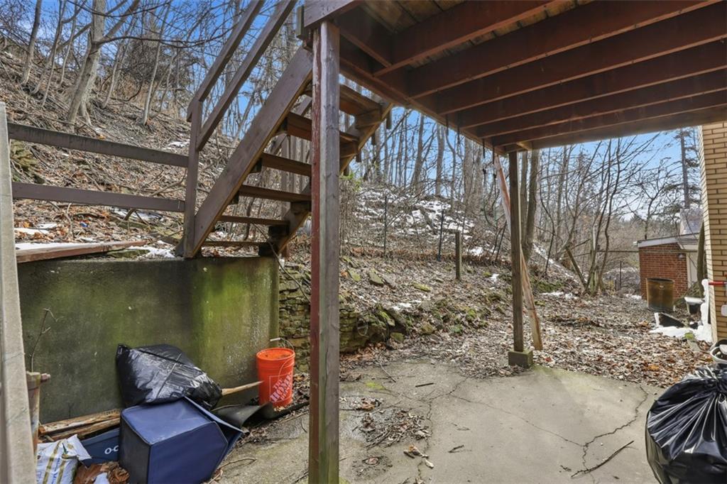 2402 Laketon Road Pittsburgh, PA 15221 - Photo 31 of 37 Gallery Image 31
