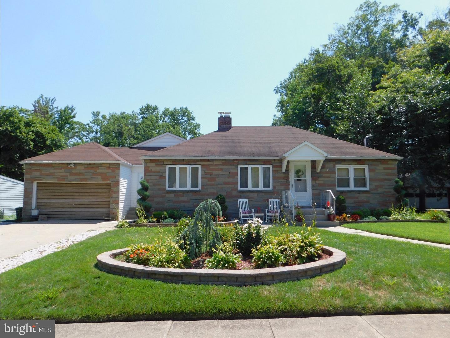 33 Ranoldo Terrace Cherry Hill, NJ 08034 - Photo 1 of 25 Gallery Image 1