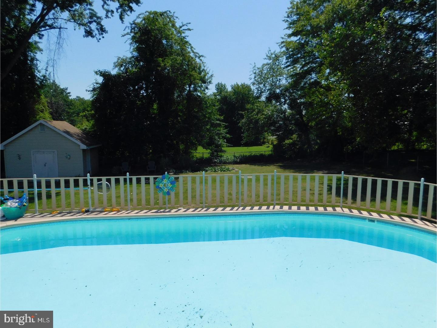 33 Ranoldo Terrace Cherry Hill, NJ 08034 - Photo 21 of 25 Pool