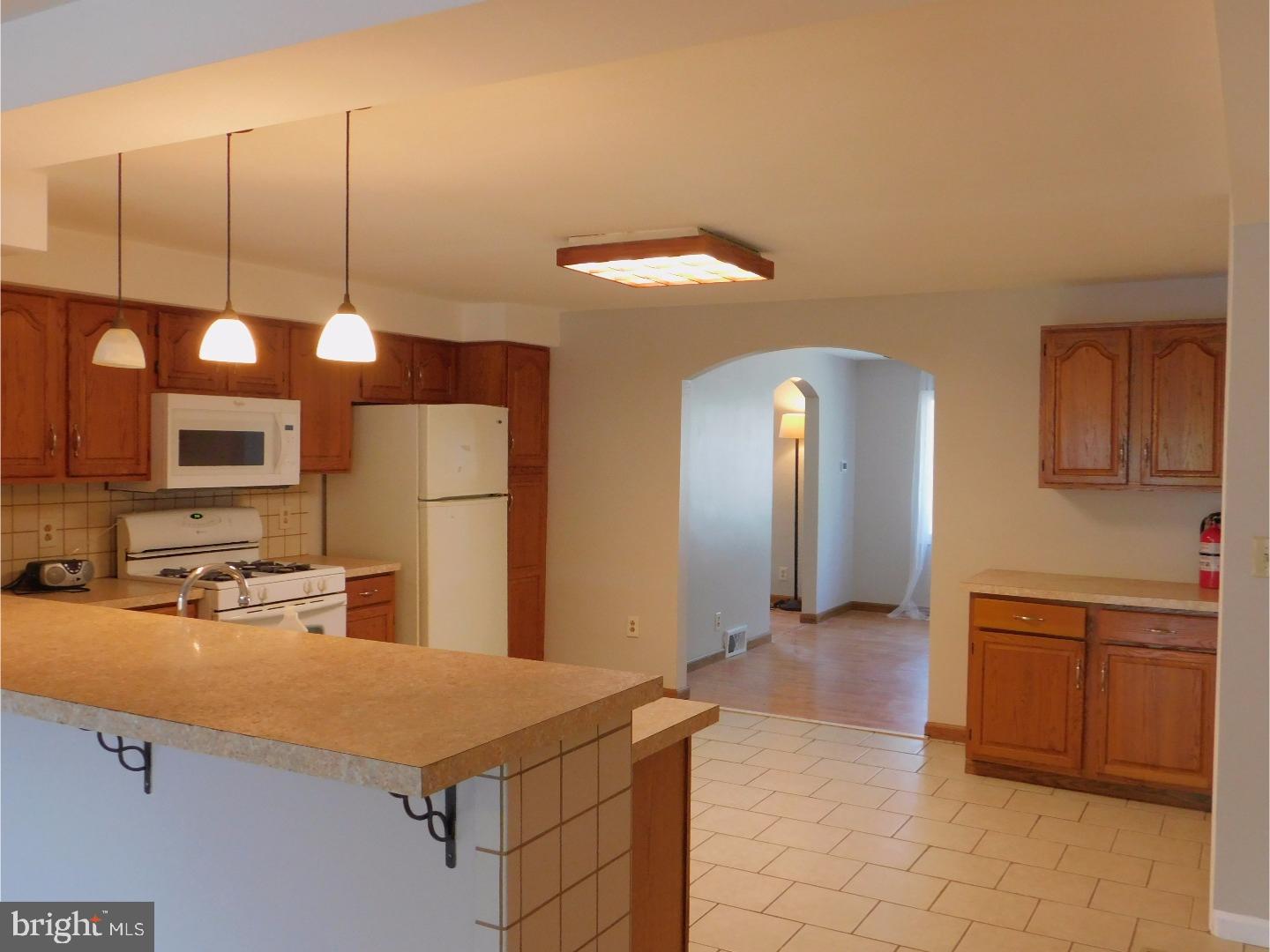 33 Ranoldo Terrace Cherry Hill, NJ 08034 - Photo 6 of 25 Kitchen