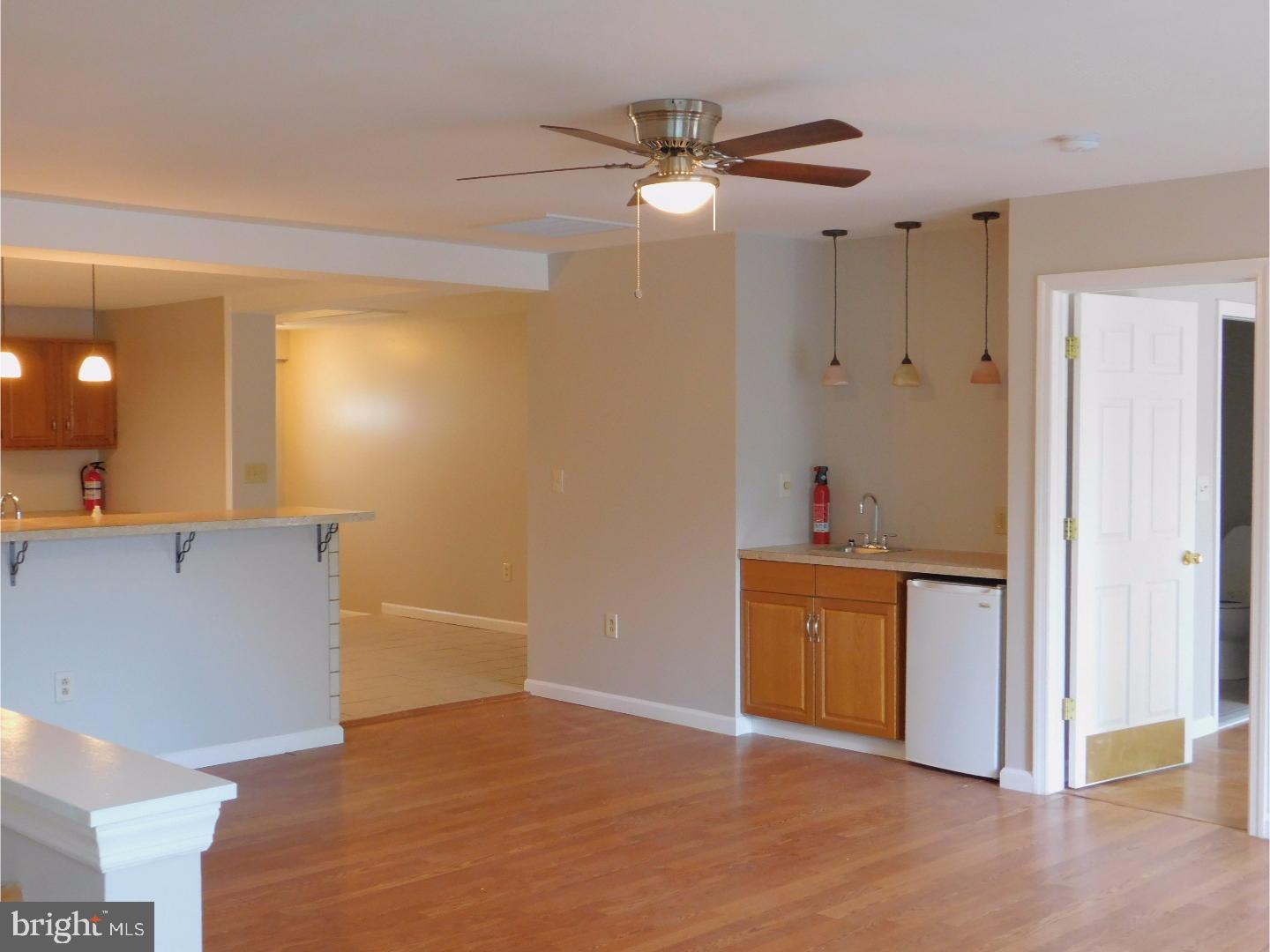 33 Ranoldo Terrace Cherry Hill, NJ 08034 - Photo 7 of 25 Great Room