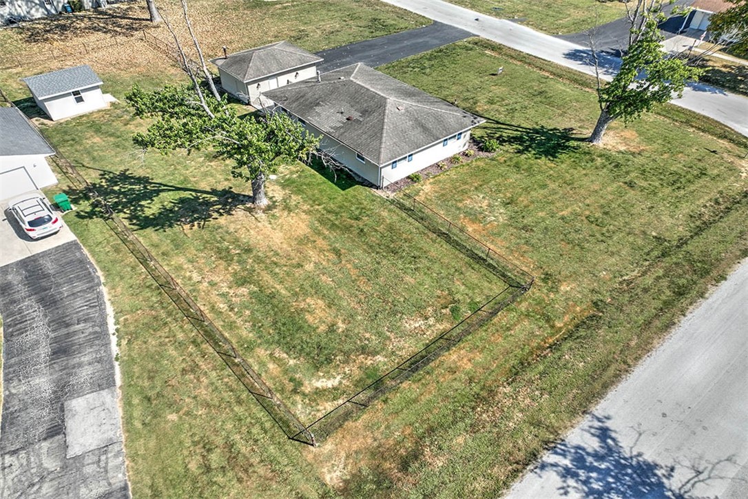 3137 Southland Road Decatur, IL 62521 - Photo 5 of 27