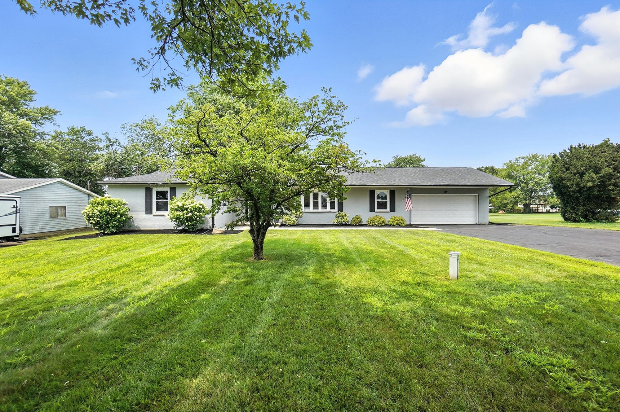 1405 Bowman Road Springfield, OH 45502 - Photo 8 of 42