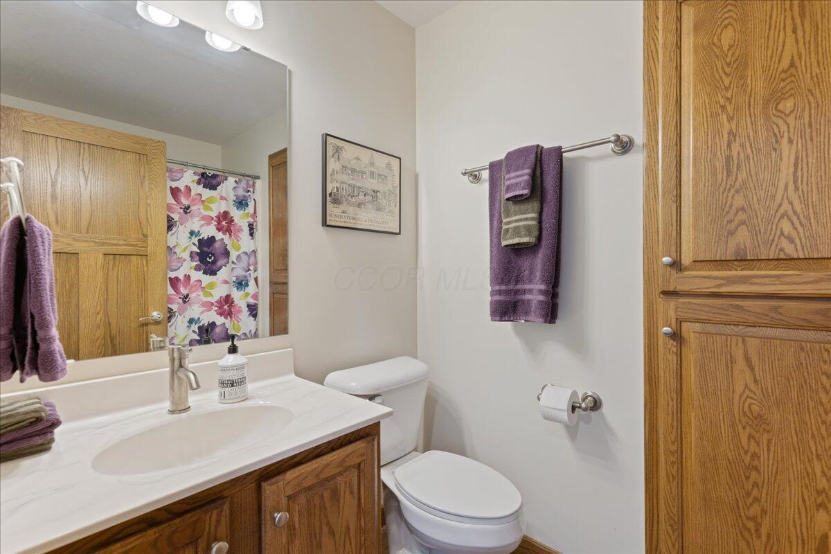 11700 Tucker Road Mount Vernon, OH 43050 - Photo 15 of 32 Guest Full Bath