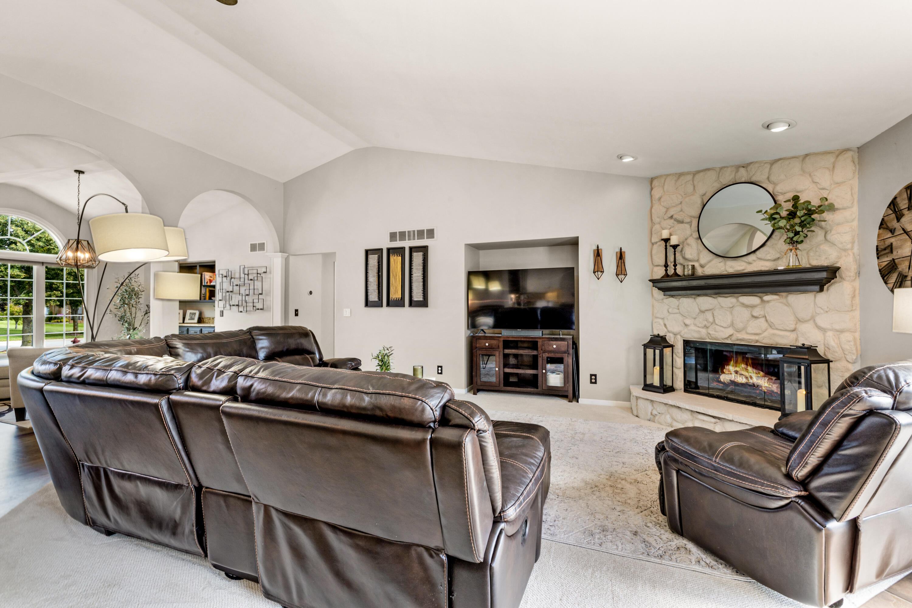 618 2 Rivers Drive Mukwonago, WI 53149 - Photo 13 of 59 Brilliantly Bright Open Design