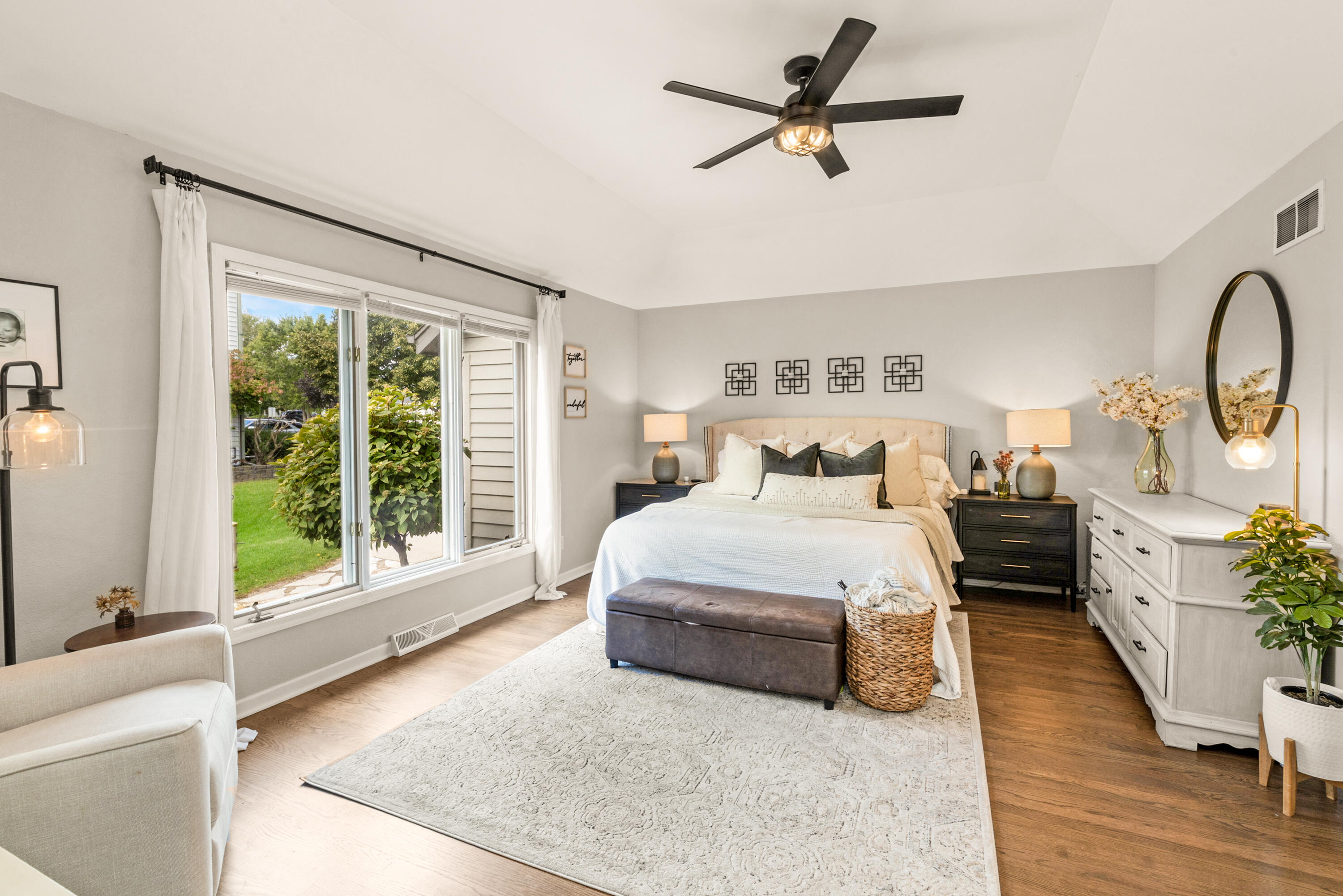 618 2 Rivers Drive Mukwonago, WI 53149 - Photo 23 of 59 Sumptous Primary Suite