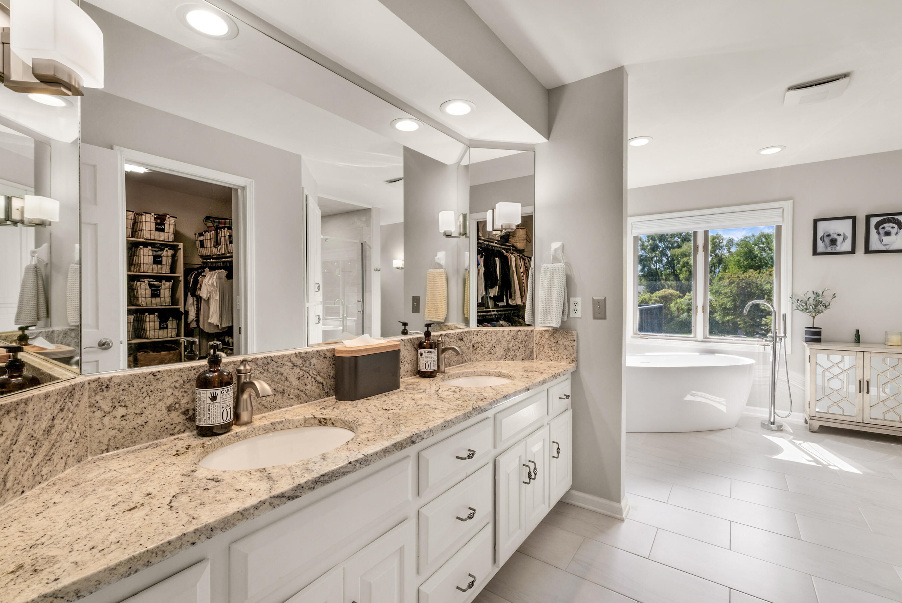 618 2 Rivers Drive Mukwonago, WI 53149 - Photo 25 of 59 Exquisite Granite and Custom Tilework