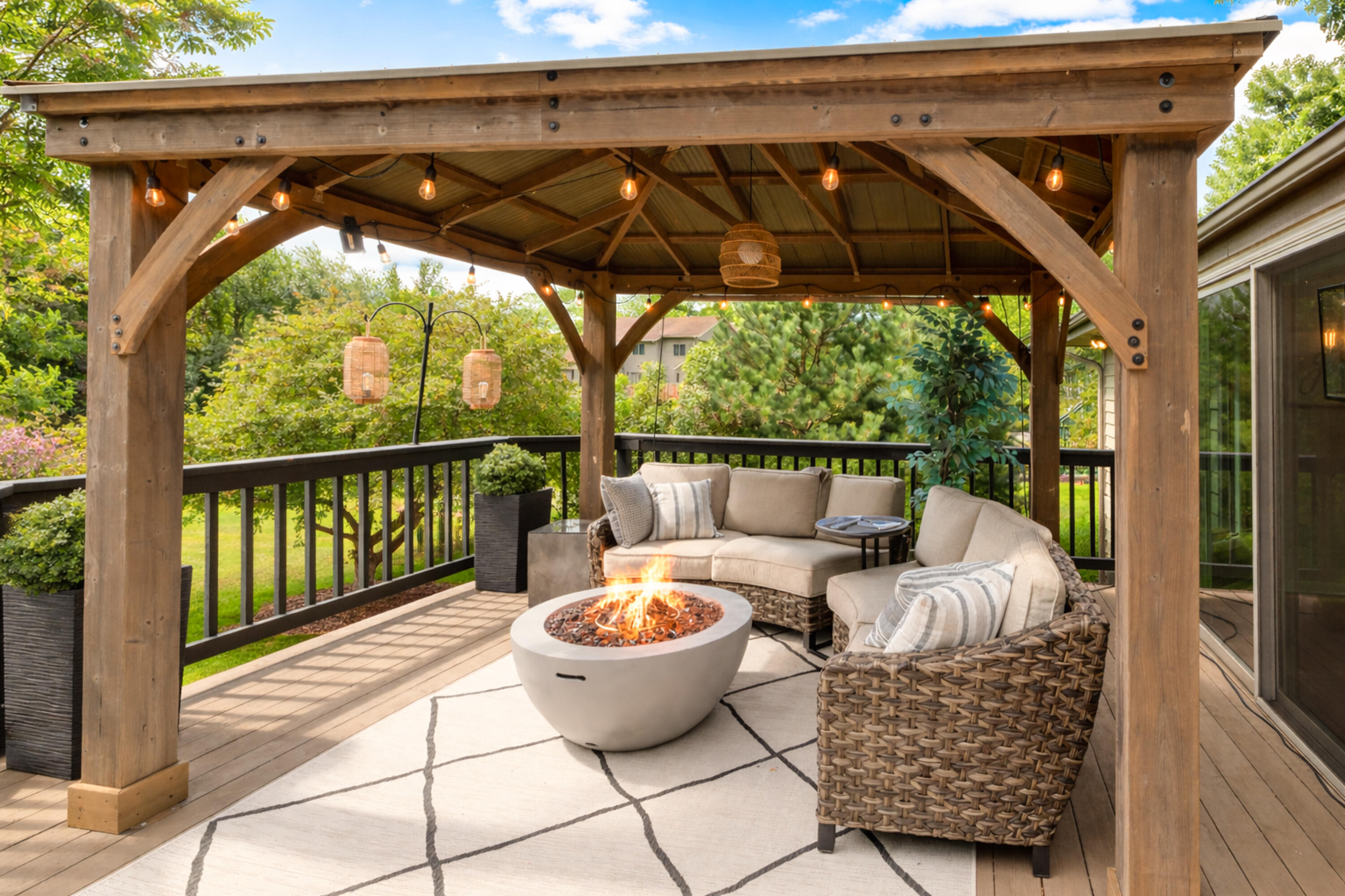 618 2 Rivers Drive Mukwonago, WI 53149 - Photo 43 of 59 Perfect for Intimate Gatherings