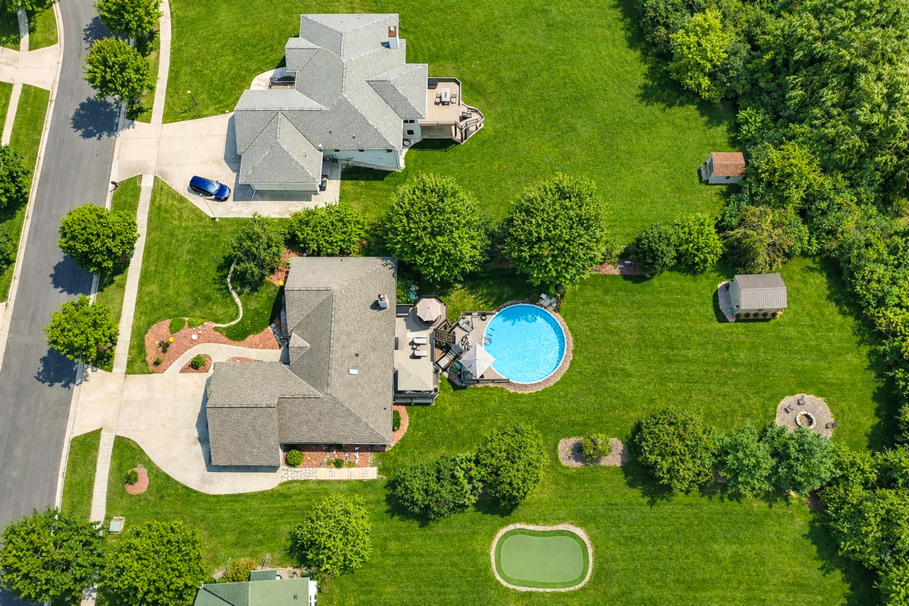 618 2 Rivers Drive Mukwonago, WI 53149 - Photo 55 of 59 Side Elevation