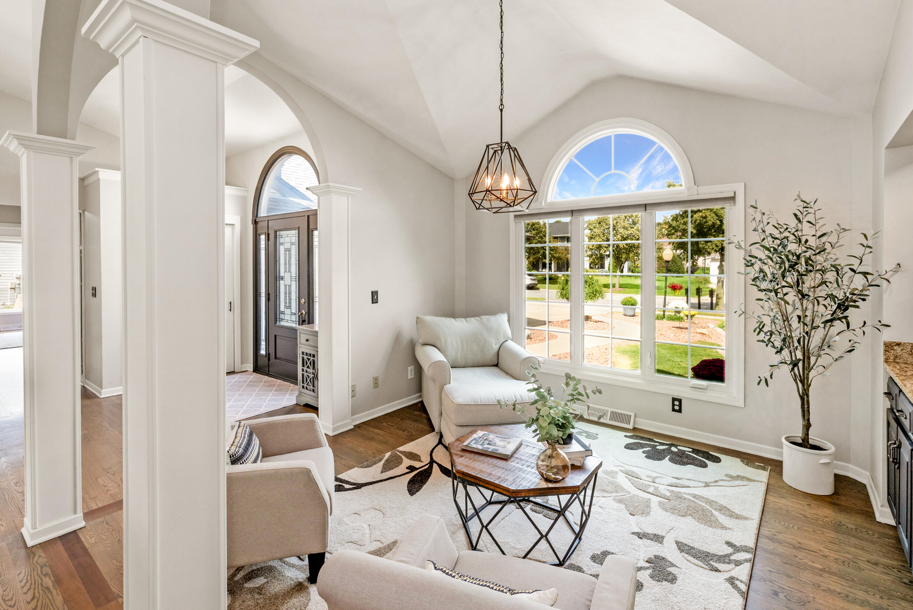 618 2 Rivers Drive Mukwonago, WI 53149 - Photo 9 of 59 Casually Elegant Dining Room