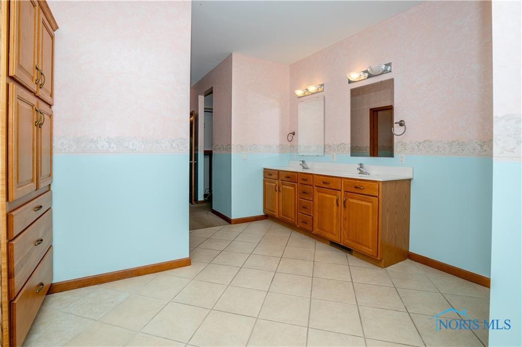 8438 Stitt Road Monclova, OH 43542 - Photo 20 of 36 Gallery Image 20