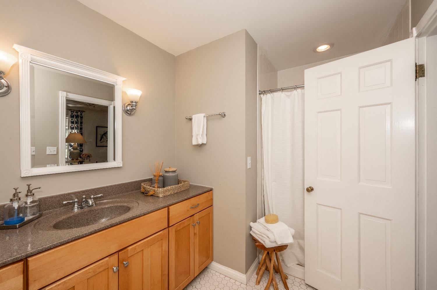 5405 Miami Road Cincinnati, OH 45243 - Photo 6 of 50