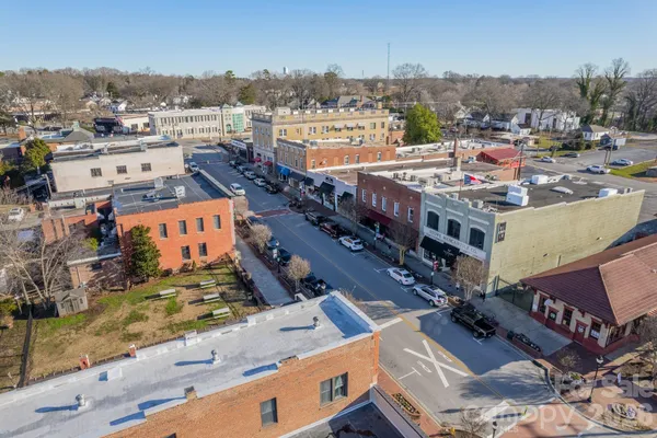 $1,625,000 | 525 Winding Way, Unit 7, Belmont, NC 28012