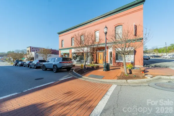 $1,625,000 | 525 Winding Way, Unit 7, Belmont, NC 28012