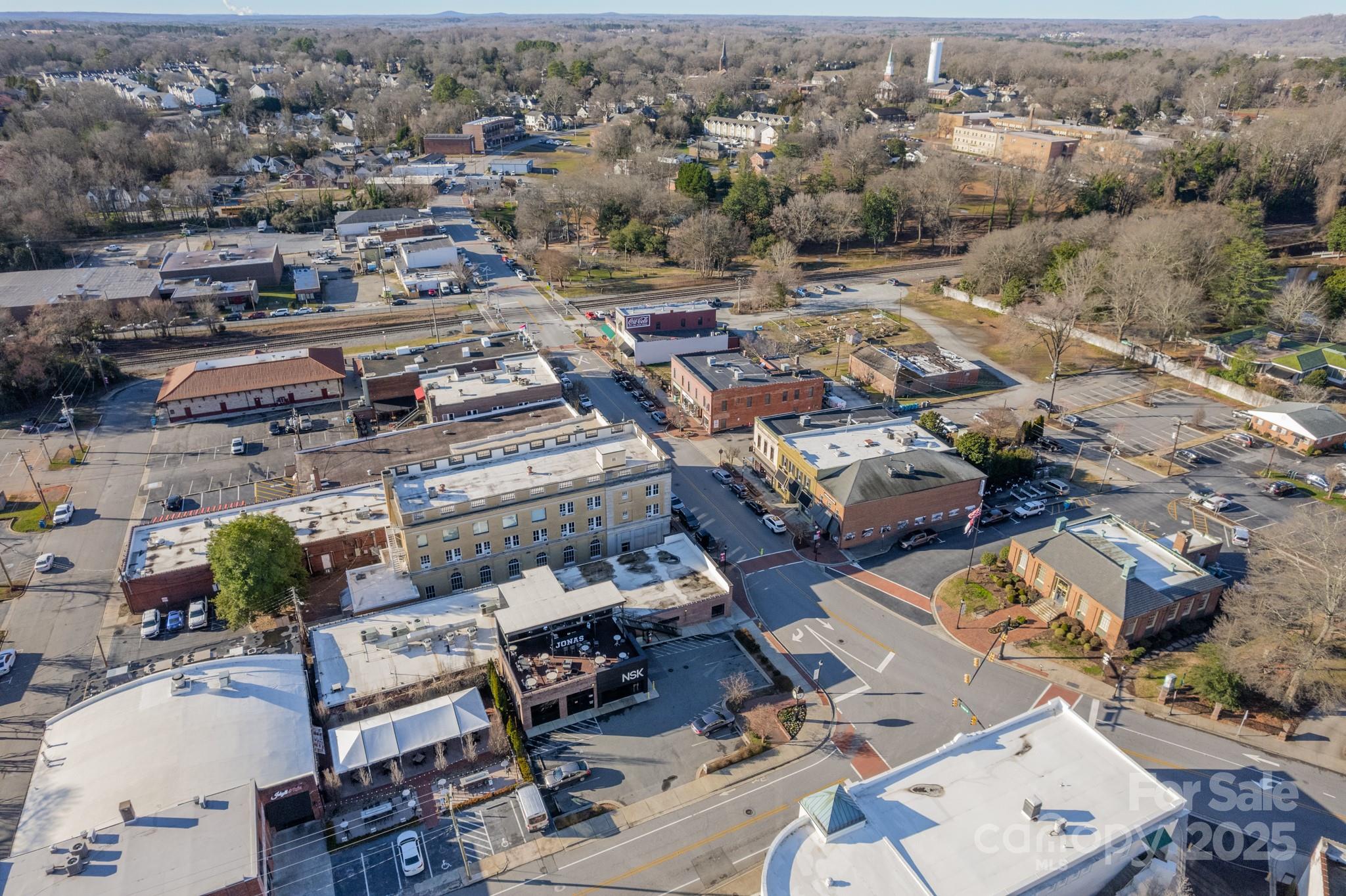 525 Winding Way Belmont, NC 28012 - Photo 27 of 41 an aerial view of a city