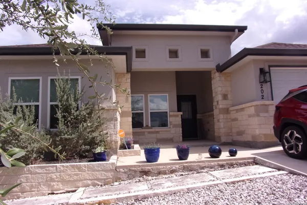 $449,900 | 202 Roy Nichols, Blanco, TX 78606