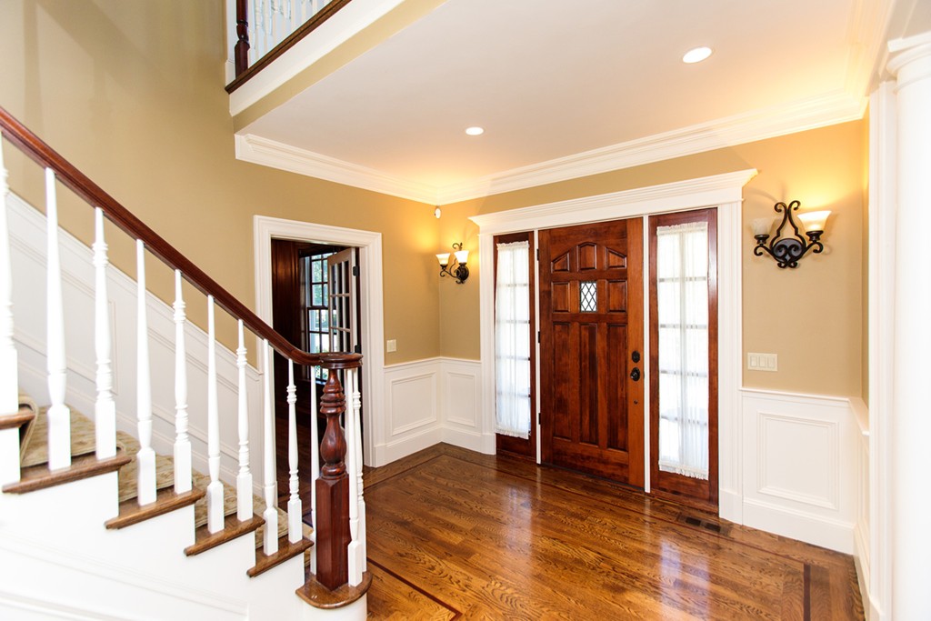 80 Monadnock Road Wellesley, MA 02481 - Photo 3 of 26