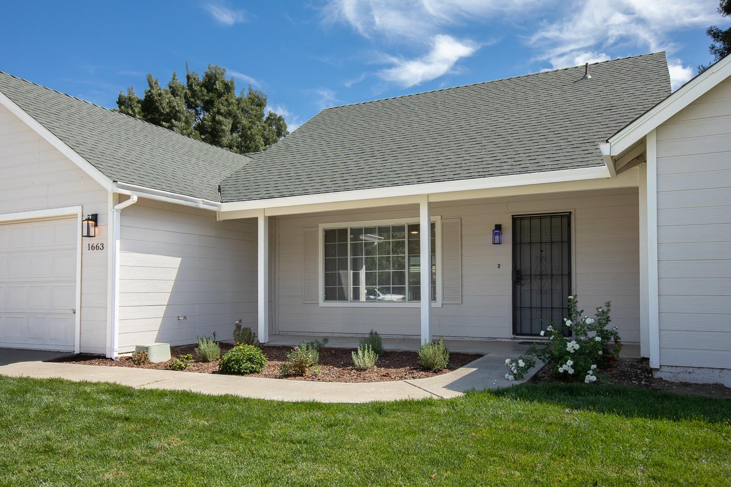 1663 Royo Ranchero Drive Yuba City, CA 95993 - Photo 9 of 81 Gallery Image 9