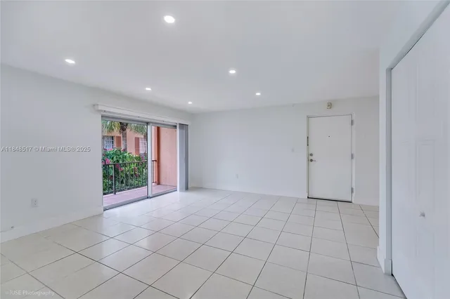 $275,000 | 7160 Fairway Drive, Unit J16, Miami Lakes, FL 33014