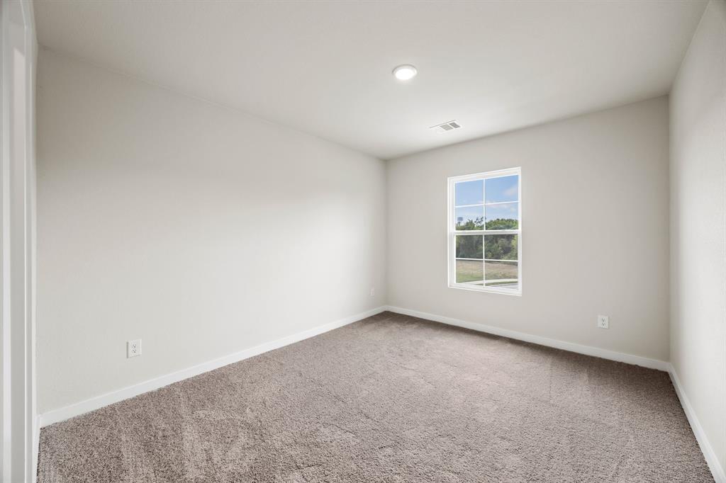 1017 Verde Creek Crowley, TX 76036 - Photo 15 of 20