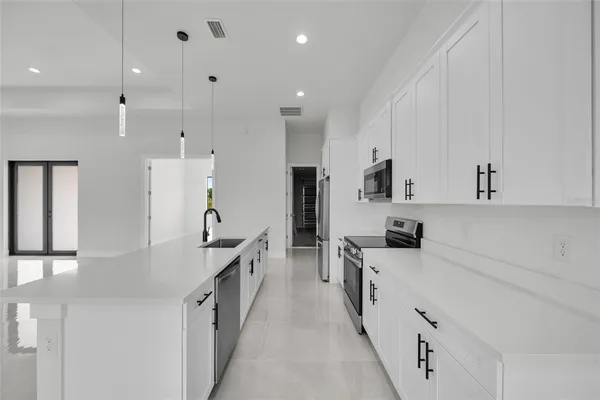 $2,000 | 14020 Chesswood Lane, Port Charlotte, FL 33981