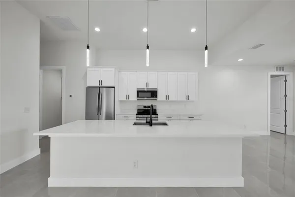 $2,000 | 14020 Chesswood Lane, Port Charlotte, FL 33981