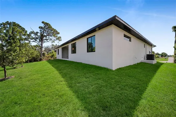 $2,000 | 14020 Chesswood Lane, Port Charlotte, FL 33981