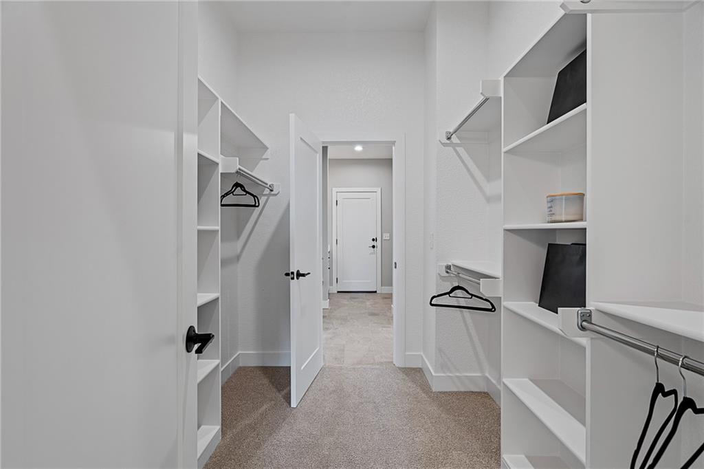 8212 Aurora Street Lenexa, KS 66220 - Photo 13 of 28