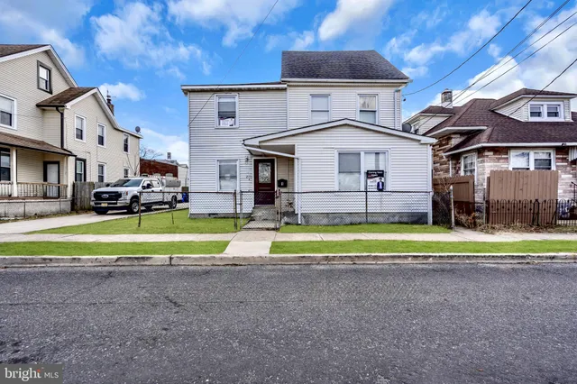 $3,600 | 210 Unit A Kossuth Street, Riverside, NJ 08075