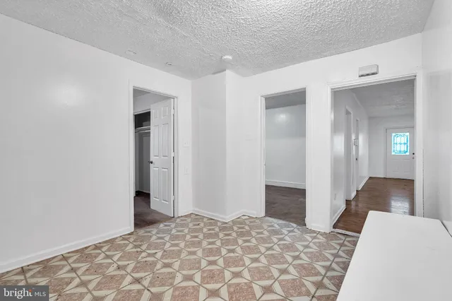 $3,600 | 210 Unit A Kossuth Street, Riverside, NJ 08075