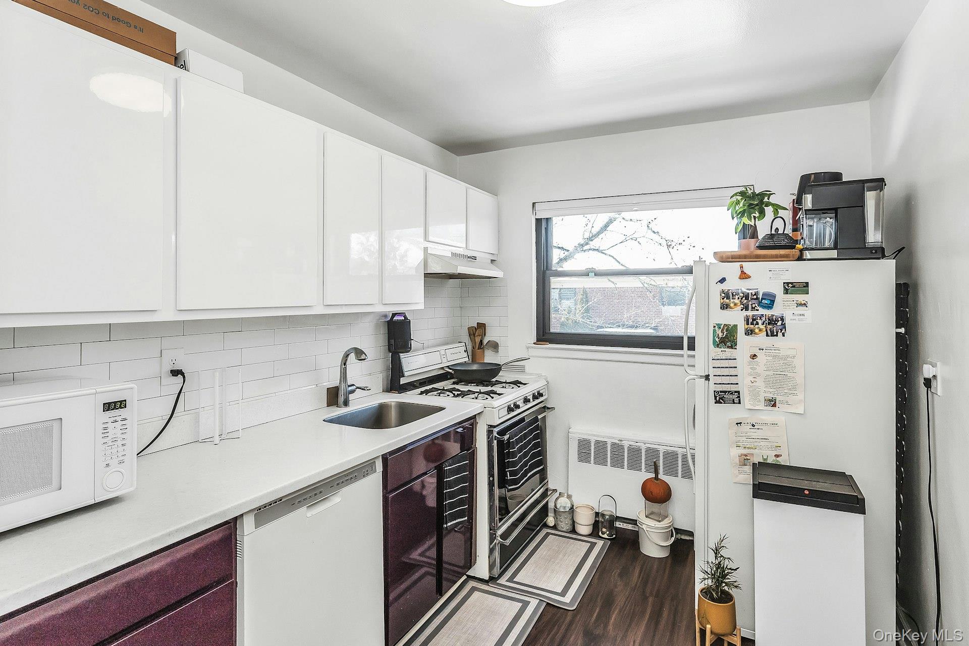 219-57 74th Avenue, Unit 423A2 Queens, NY 11364 - Photo 5 of 13