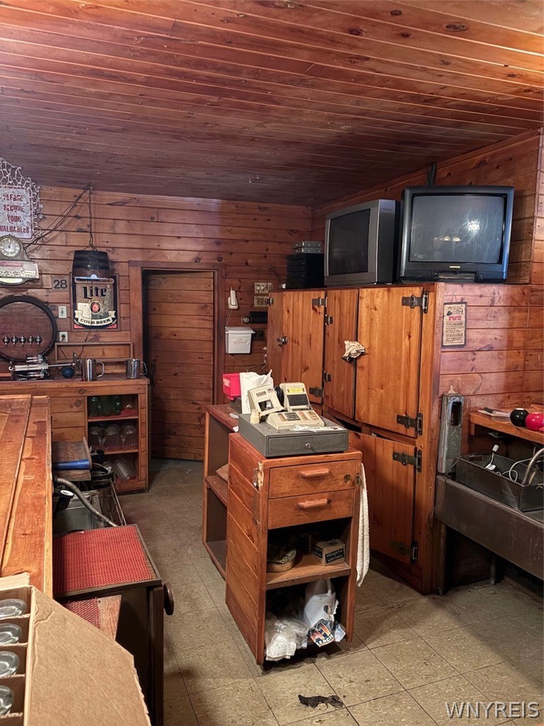 6511 Lockport Road Niagara, NY 14305 - Photo 12 of 35 Gallery Image 12