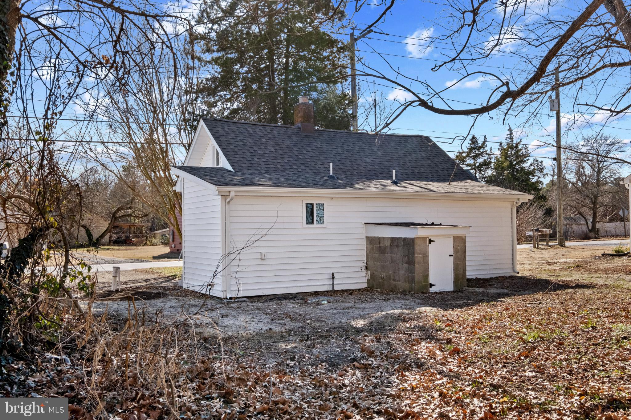 28276 Riverside Drive Salisbury, MD 21801 - Photo 20 of 30 Charming home with potential in serene setting.