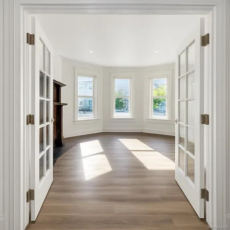 $2,300 | 103 South Avenue, Unit 1, Poughkeepsie, NY 12601