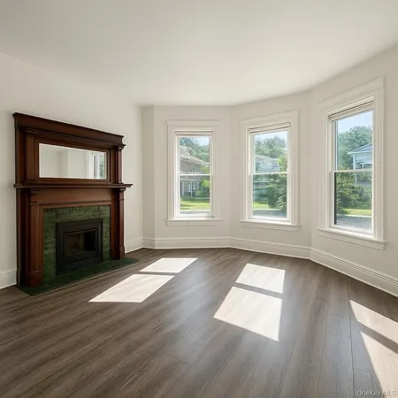 $2,300 | 103 South Avenue, Unit 1, Poughkeepsie, NY 12601