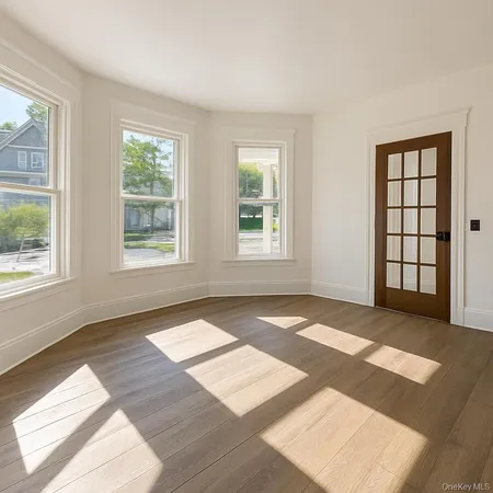 $2,300 | 103 South Avenue, Unit 1, Poughkeepsie, NY 12601